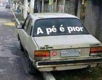 Imagens engraçadas de carros. Imagens engraçadas de latas-velhas e carros caindo aos pedaços, confira..