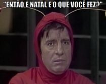 O que engorda não é o que vo.... O que engorda não é o que você come entre o natal e o ano-novo, mas sim o que você come entre o ano-novo e o natal..