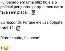 Parado na blitz. Fanfarrão é parado numa blitz, policial pergunta por quê seu carro está sem placa, veja a resposta do sacana..