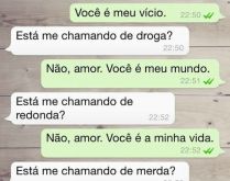 Ela entende tudo errado. Conversa entre namorados que não se entendem bem...
.