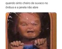 Quando sinto cheiro de suvaco .... Quando sinto cheiro de suvaco no ônibus e a janela não abre.